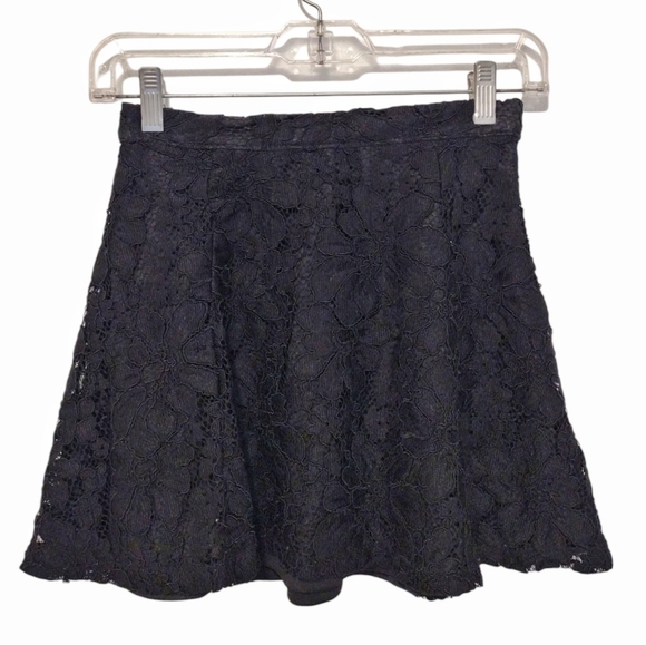 Forever 21 - Lace Mini Skirt - Picture 1 of 10